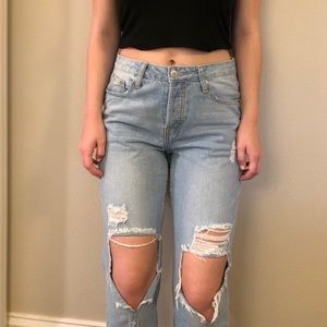 Brandy Melville boyfriend jeans